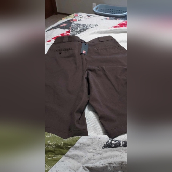 Dickies Men's Shorts - Picture 2 of 8